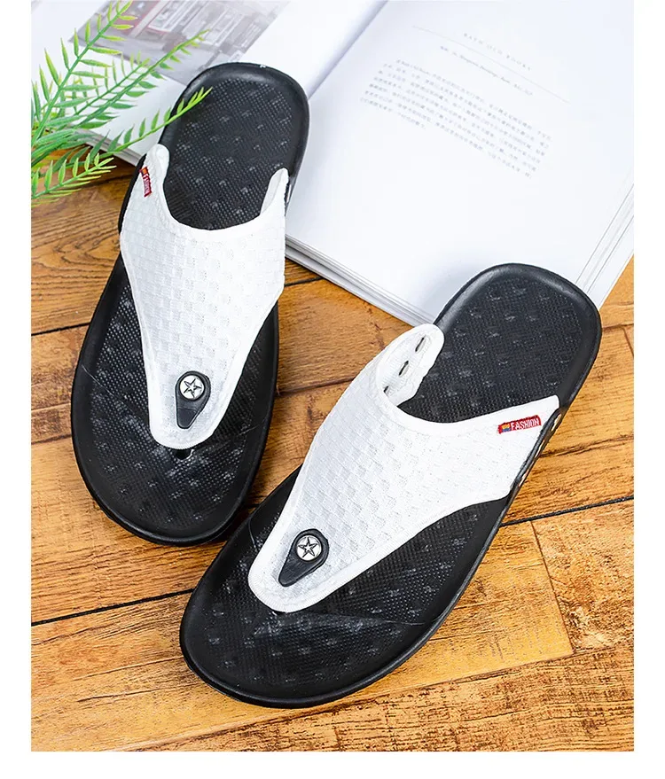 MAEDEF Slippers Summer Flip Flops for Men Beach Slippers Casual Sandals Comfortable Shoes Non-Slip Bathroom Shoes  Men Slides detail 5