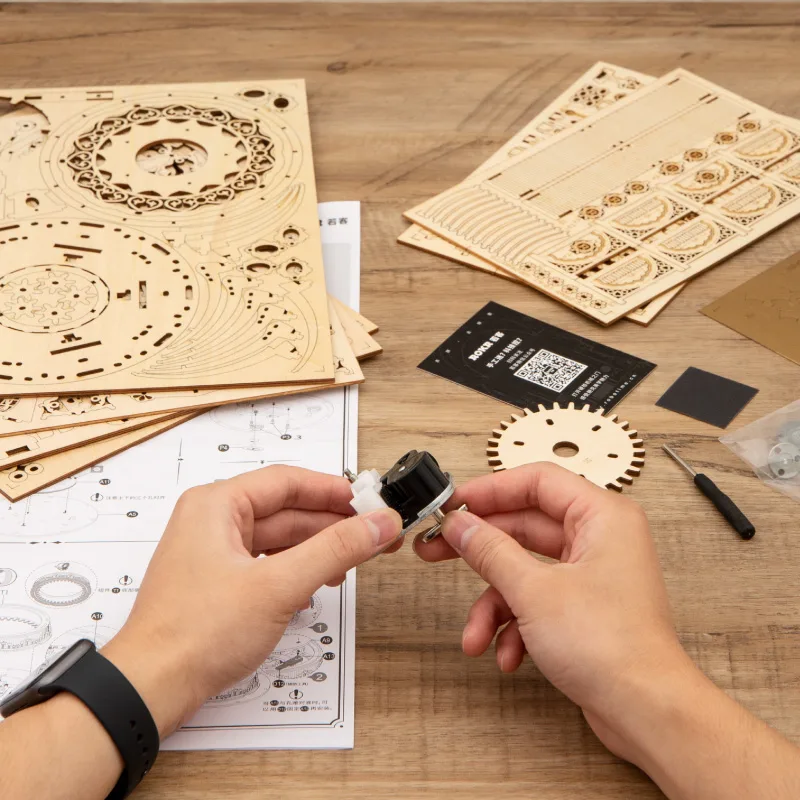 Robotime 3D Wooden Puzzle 336pcs Rotatable DIY Romantic Carousel Game Gift for Children Kids Adult AMK62 Assembly Music Box Toy detail 5