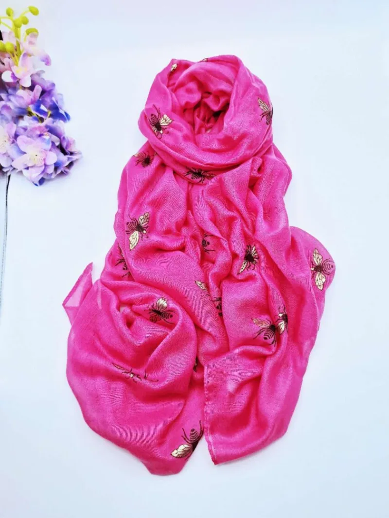 Women's Cartoon Print Cotton Scarf image 3