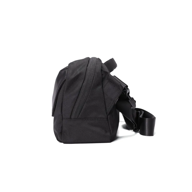 Mobapad C20 Sling Bag for Switch 2 and M12 Joypad Soft Shoulder Storage Bag with YKK Zippers Protective Case for Game Console - image 2