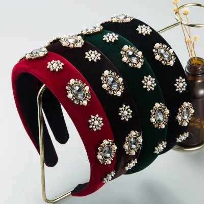 Velvet Hairband With Rhinestone Flower