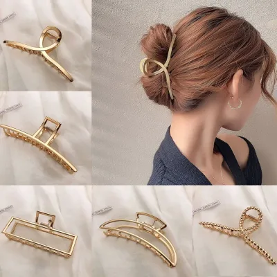 2022 New Women Fashion Crab Hair Clip Hair Accessories Metal Geometric Hollow Hair Clips Headband Hairpins Hair Accessor