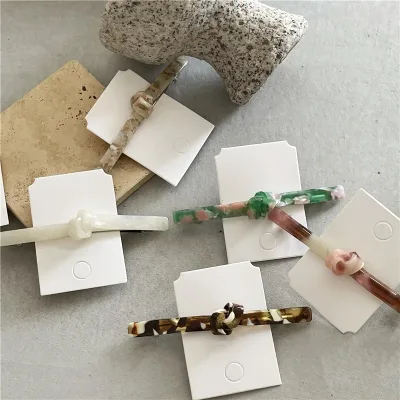 Acetic Acid Hairpin Clip