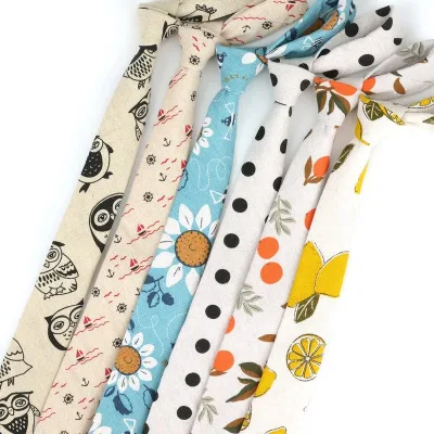 Novelty Print Skinny Neck Tie for Men