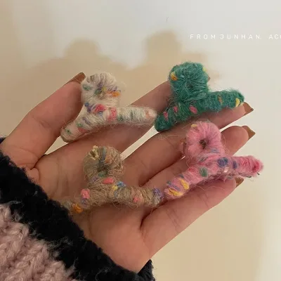 Mini Wool Grab Clips