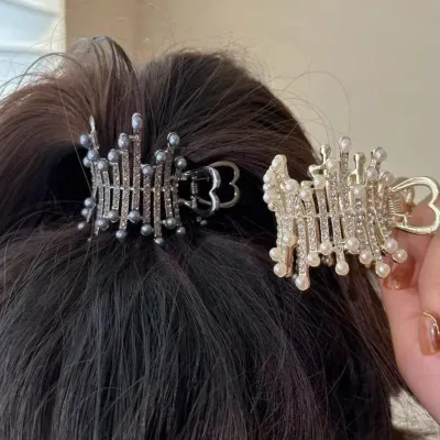 New Exquisite Rhinestone Pearl Hair Clip Crabs Elegant Geometric Star Hair Claw Clips Barrettes Metal Hair Accessories f
