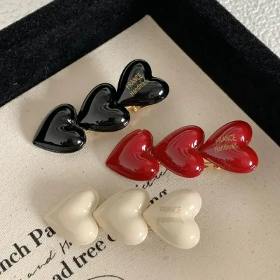 New Three Heart Hairpins Korean Cute Cream Color Peach Heart Duckbill Clip Retro Bangs Clip Hair Accessoires for Women