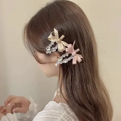 1 Pcs Women's Hair Clip Korean Rhinestone Bow Fabric Simple Fashionable Versatile Hair Pins Sweet Cute Hair Accessories 